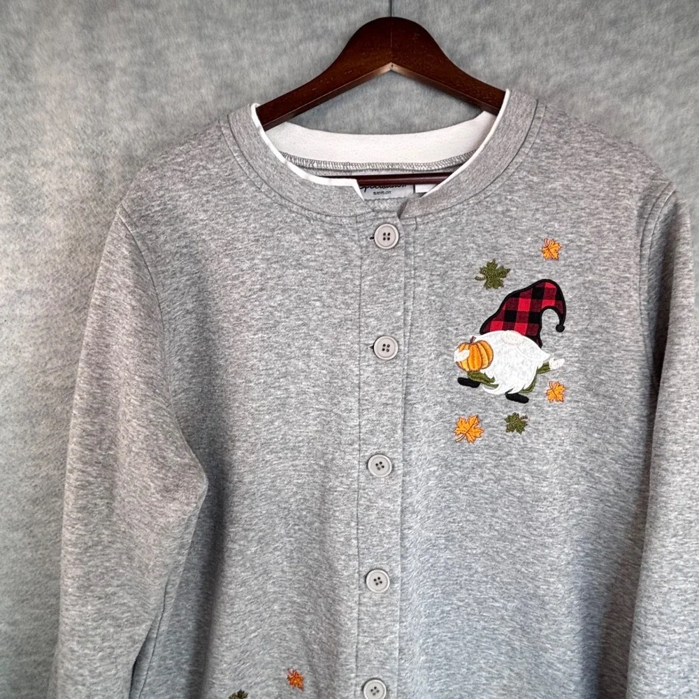 Vintage Sweatshirt Cardigan‎ Autumn Gnome Pumpkin Leaves Whimsical Gray 1X Plus